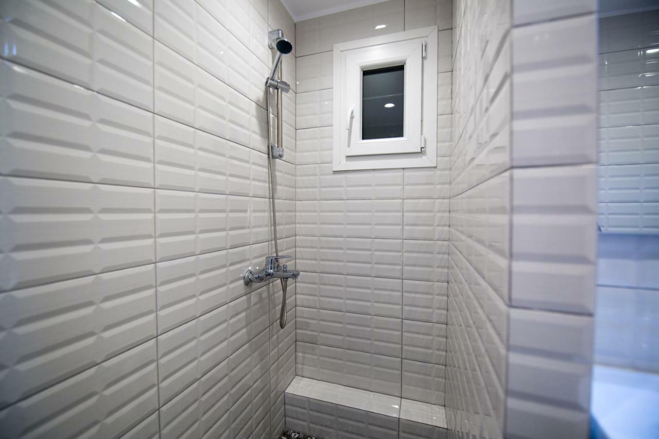 WHITE LUX APARTMENT FOR 2 vipgreece Athene Buitenkant foto