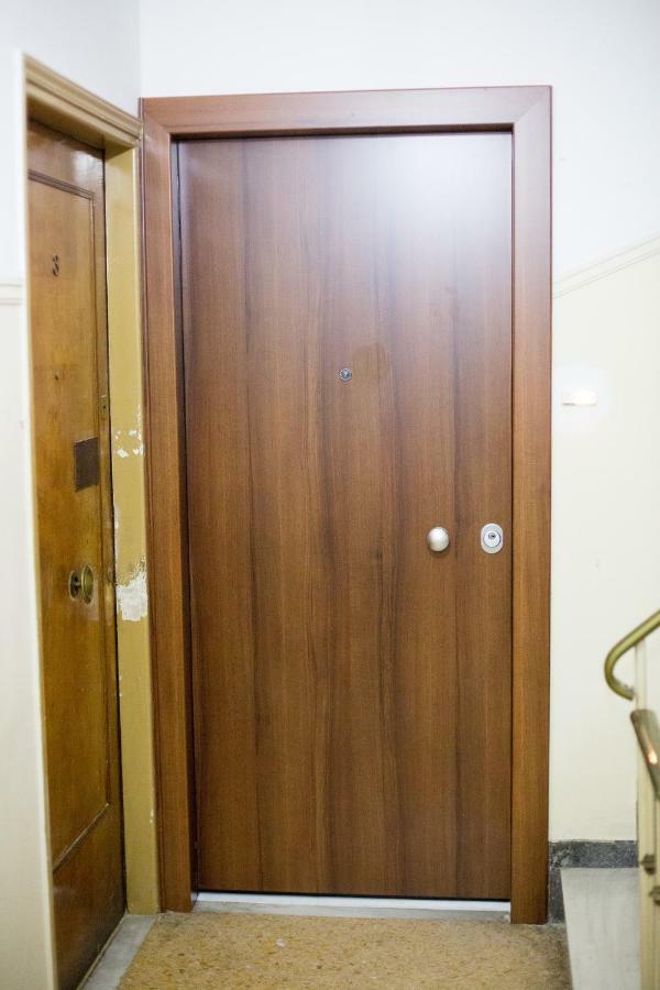 WHITE LUX APARTMENT FOR 2 vipgreece Athene Buitenkant foto